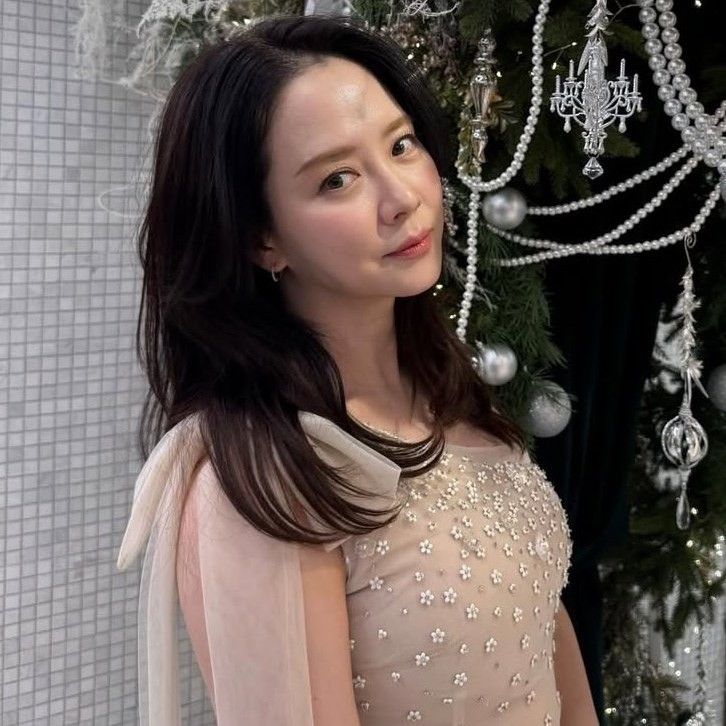 Momen yang diabadikan oleh penggemar Song Jihyo