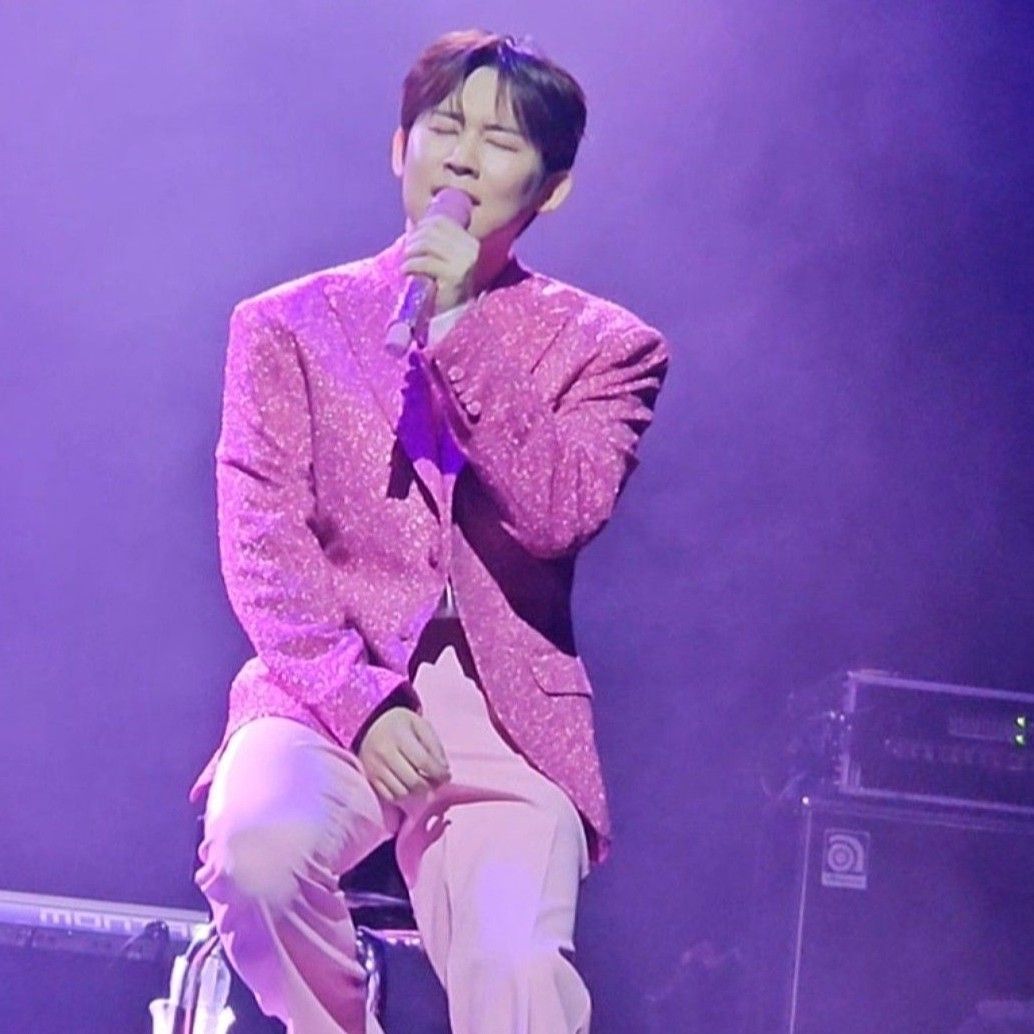 A moment captured by a fan of Jinuk