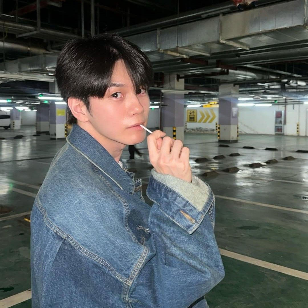 Foto kegiatan terbaru dari Ong Seongwu