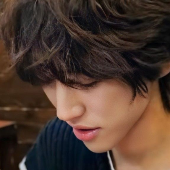 イ・スンユンの最新写真