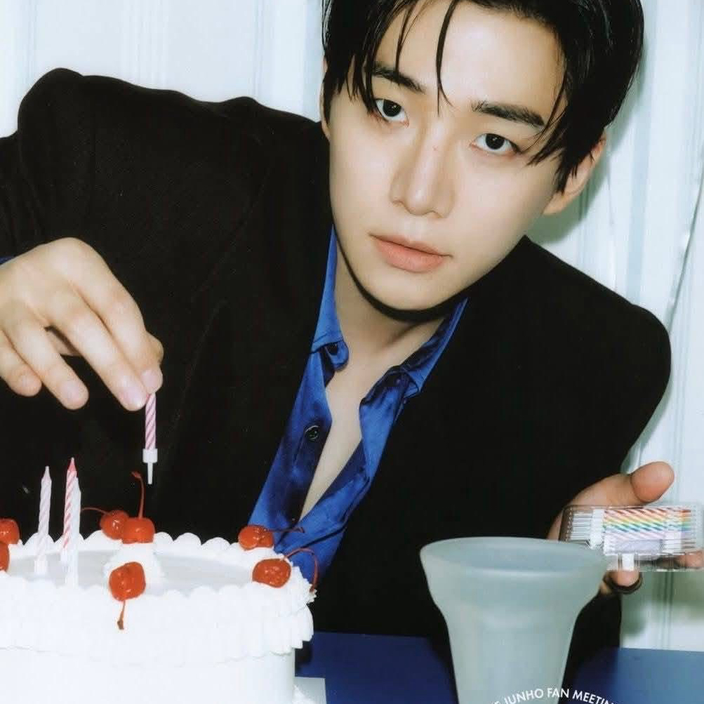 イ・ジュノの最新写真