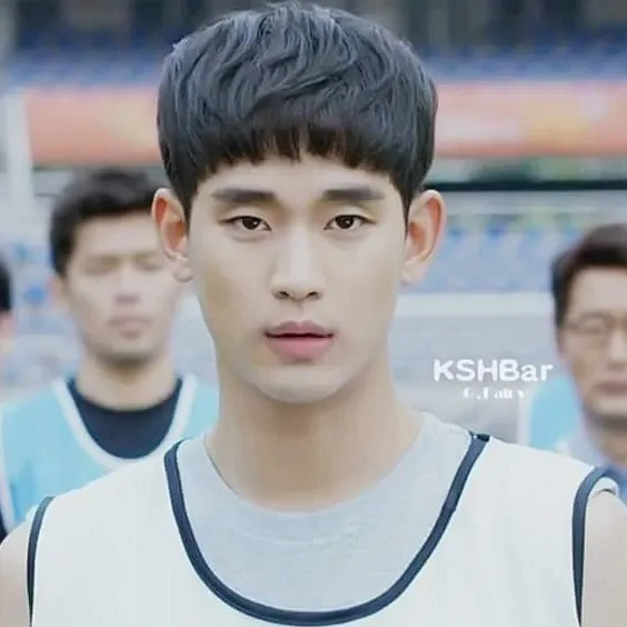Behind-the-scenes cut of Kim Soohyun