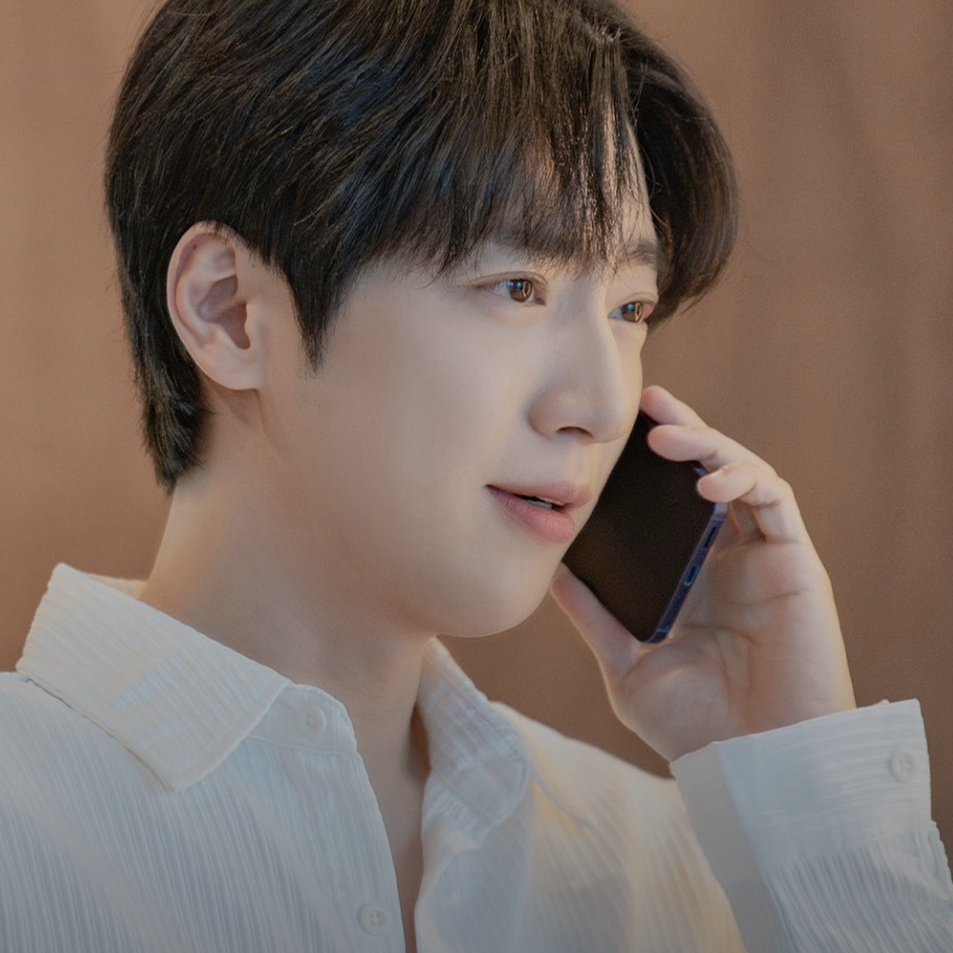 Recent activity shot of Lee Sangyeob