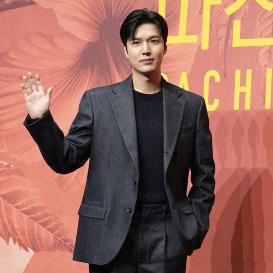 粉絲拍下的李敏鎬瞬間