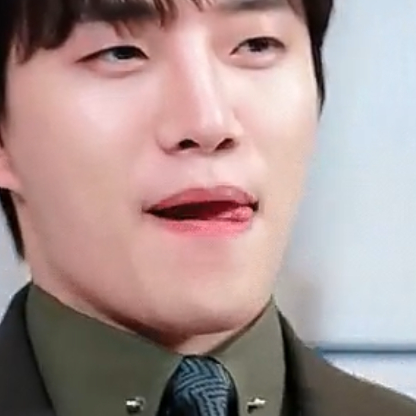 粉絲拍下的李俊昊瞬間