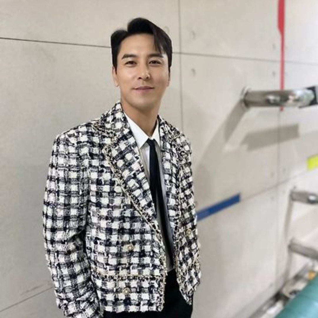 Recent activity shot of Jang Minho