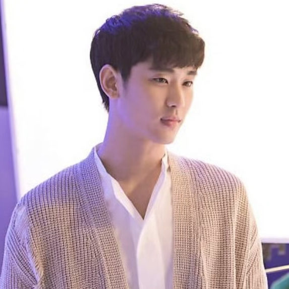Recent activity shot of Kim Soohyun