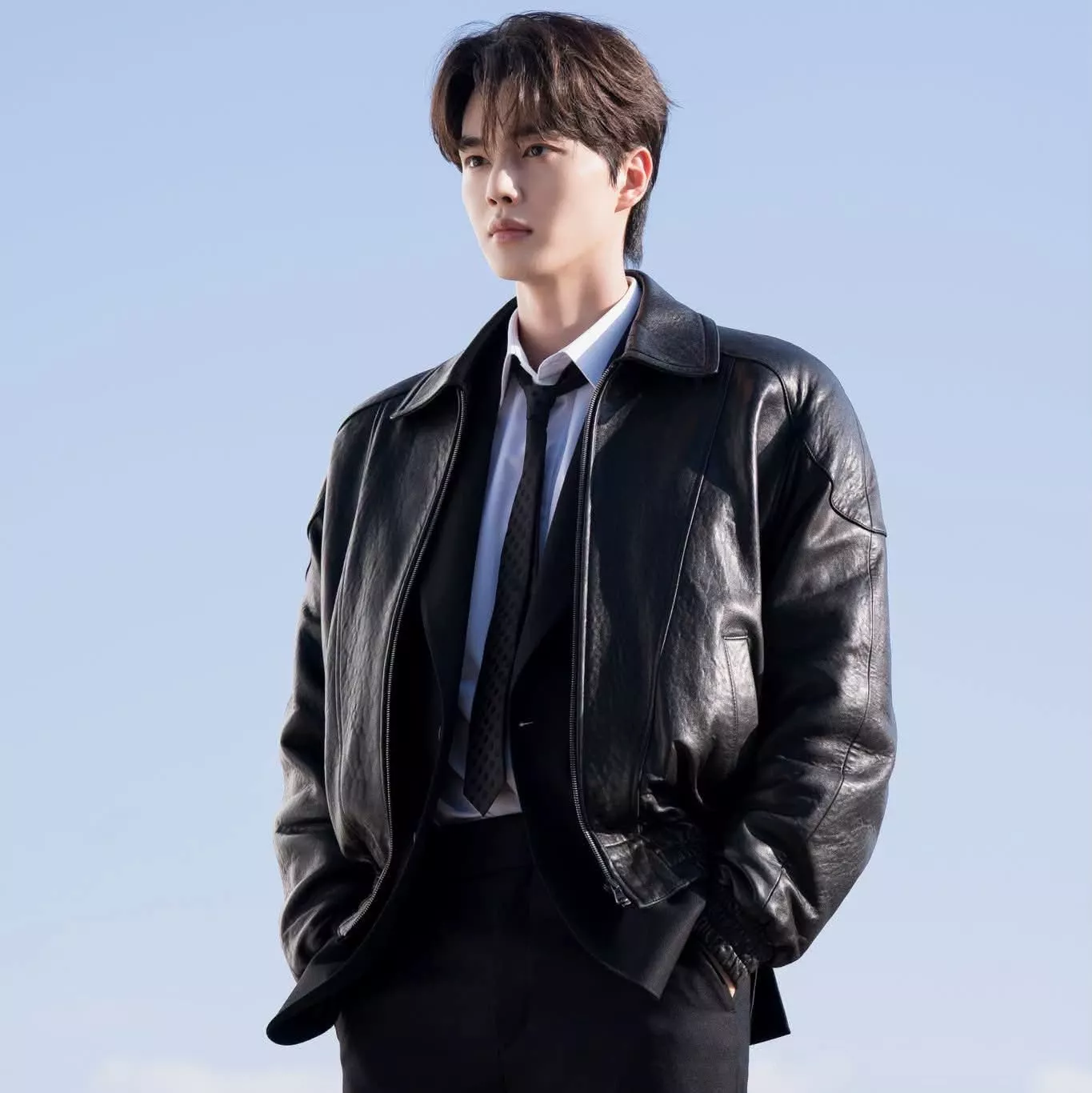 Recent activity shot of Song Kang