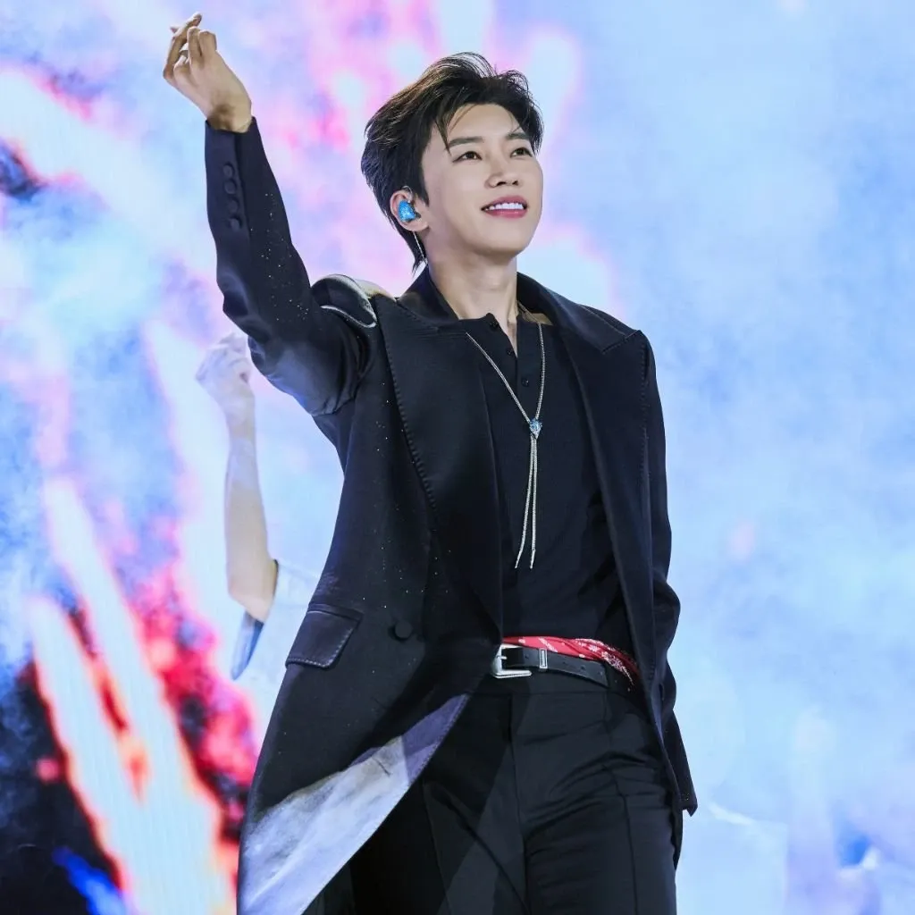 Cuplikan di balik layar dari Lim Youngwoong