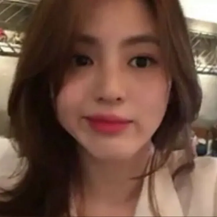 Latest photo of Han Sohee