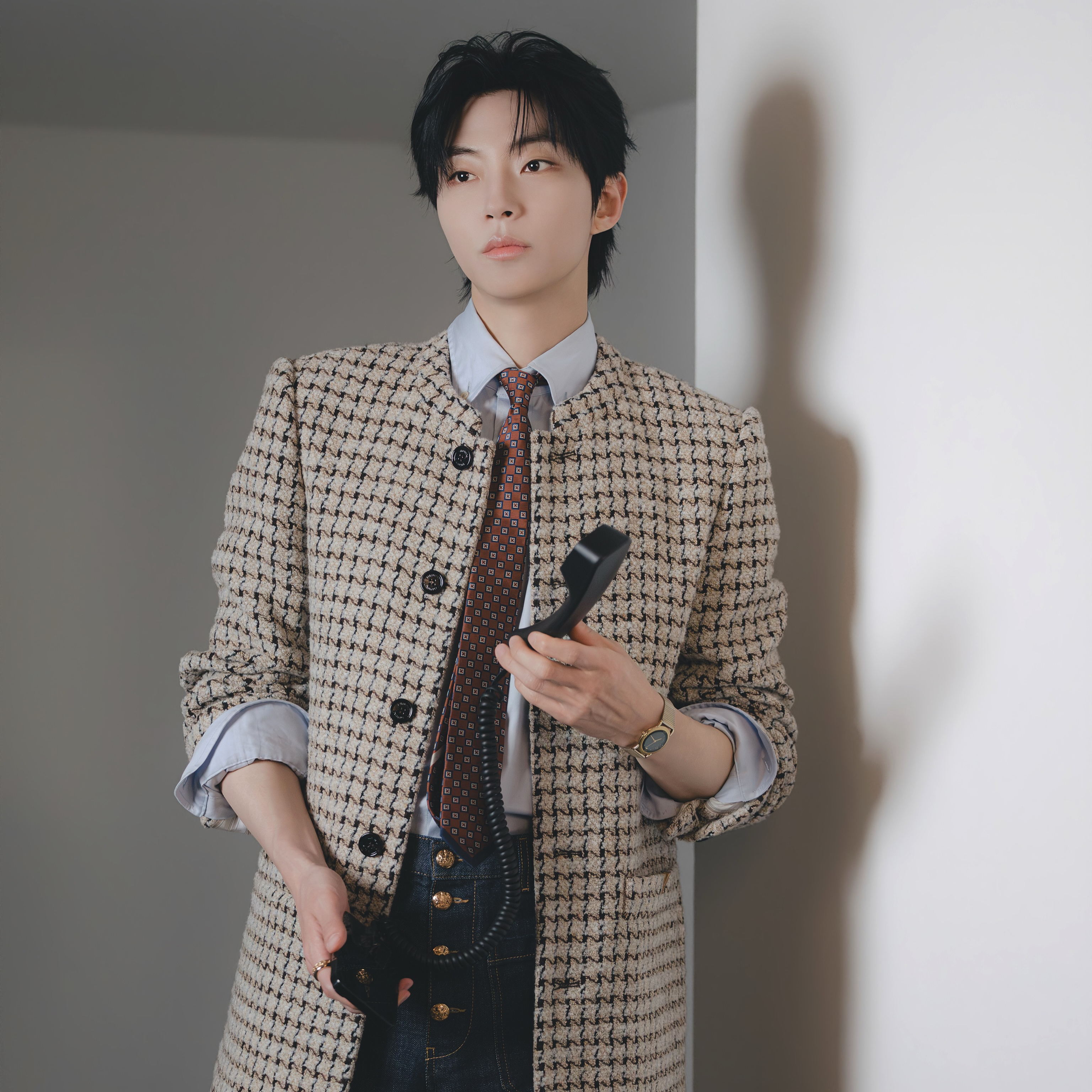Behind-the-scenes cut of Hwang Inyoup