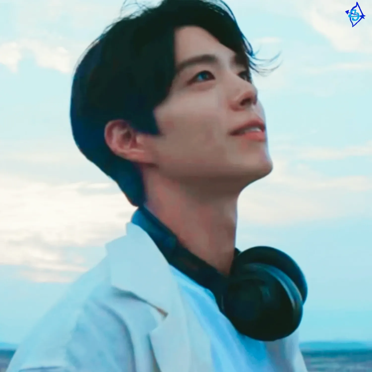 Behind-the-scenes cut of Park Bogum
