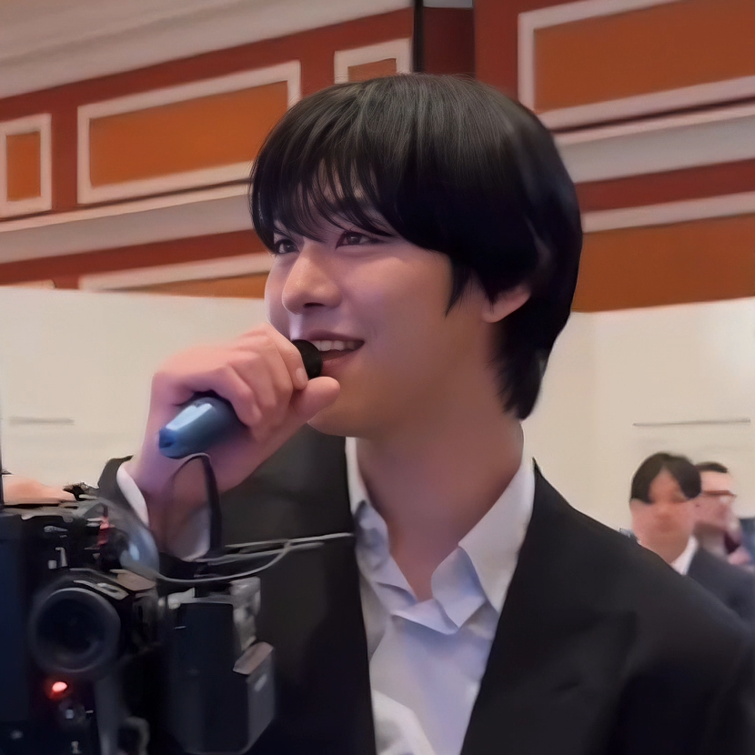 A moment captured by a fan of Ahn Hyoseop