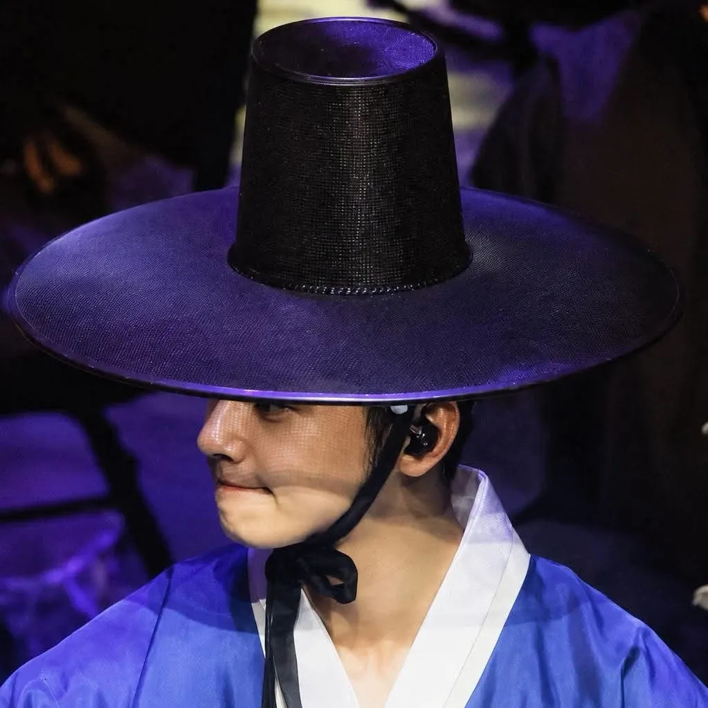Latest photo of Cha Eunwoo