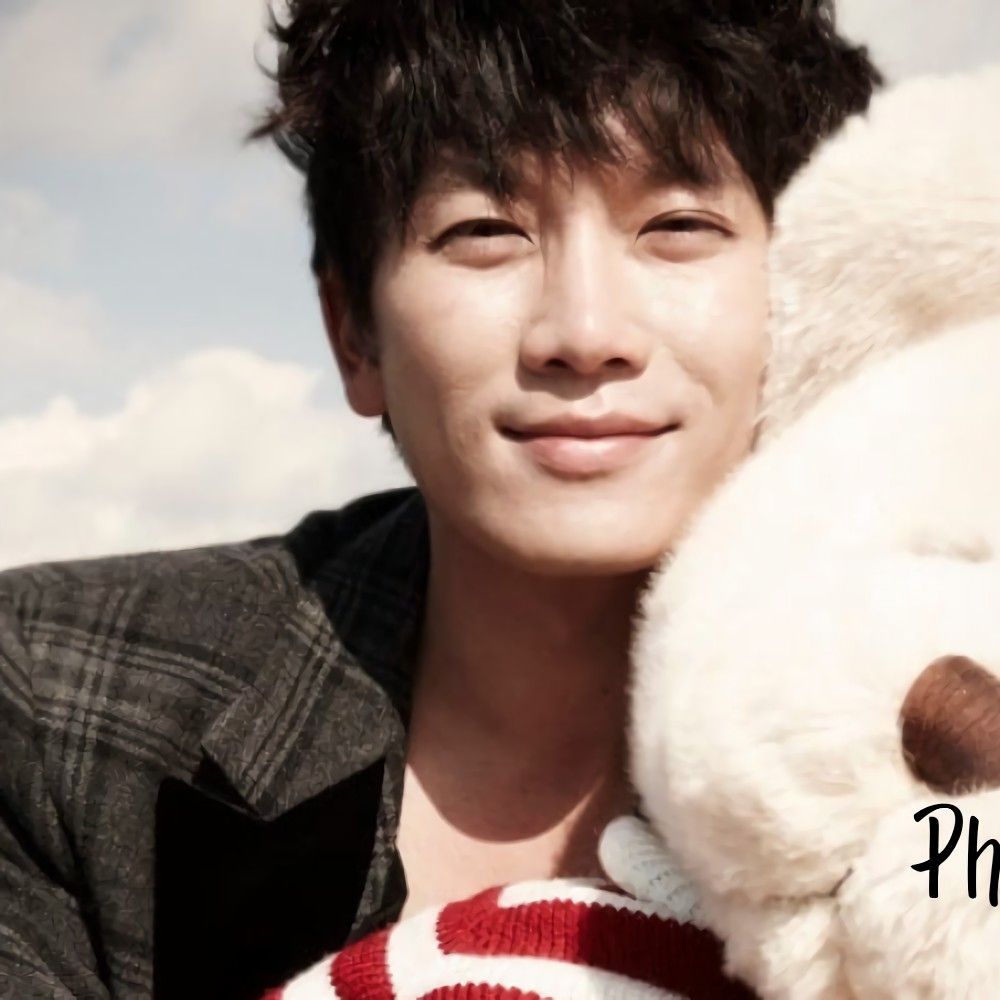 A moment captured by a fan of Ji Sung