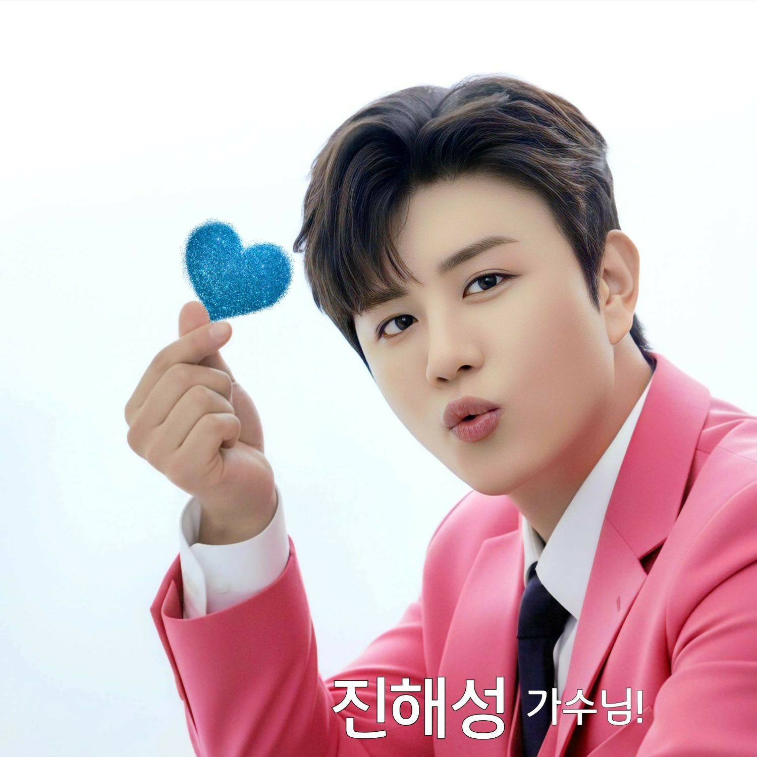 チン・ヘソンのビハインドカット