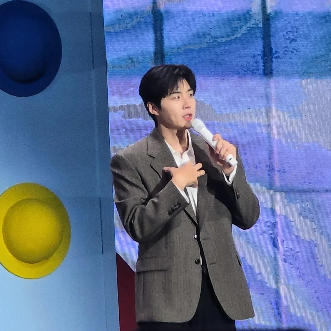 김선호의 최신 사진