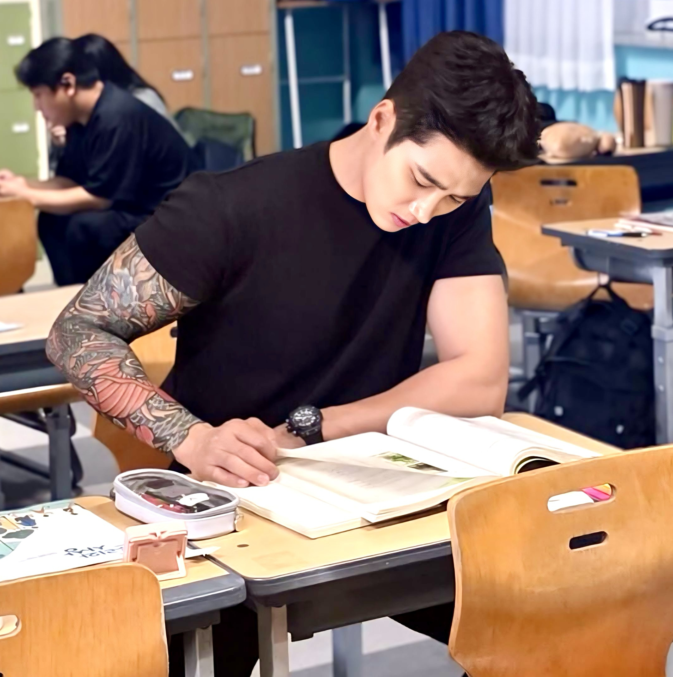 Behind-the-scenes cut of Ahn Bohyun