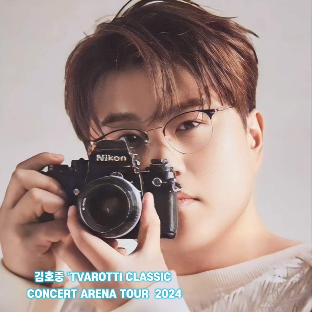 粉絲拍下的金浩中瞬間