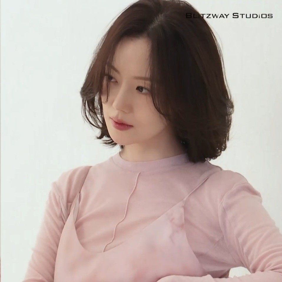 Foto kegiatan terbaru dari Moon Chaewon