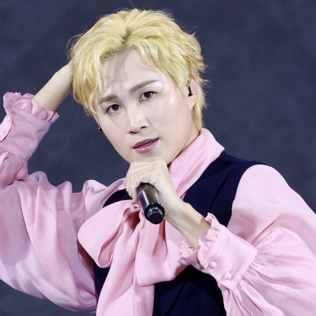 김희재 최근 활동샷