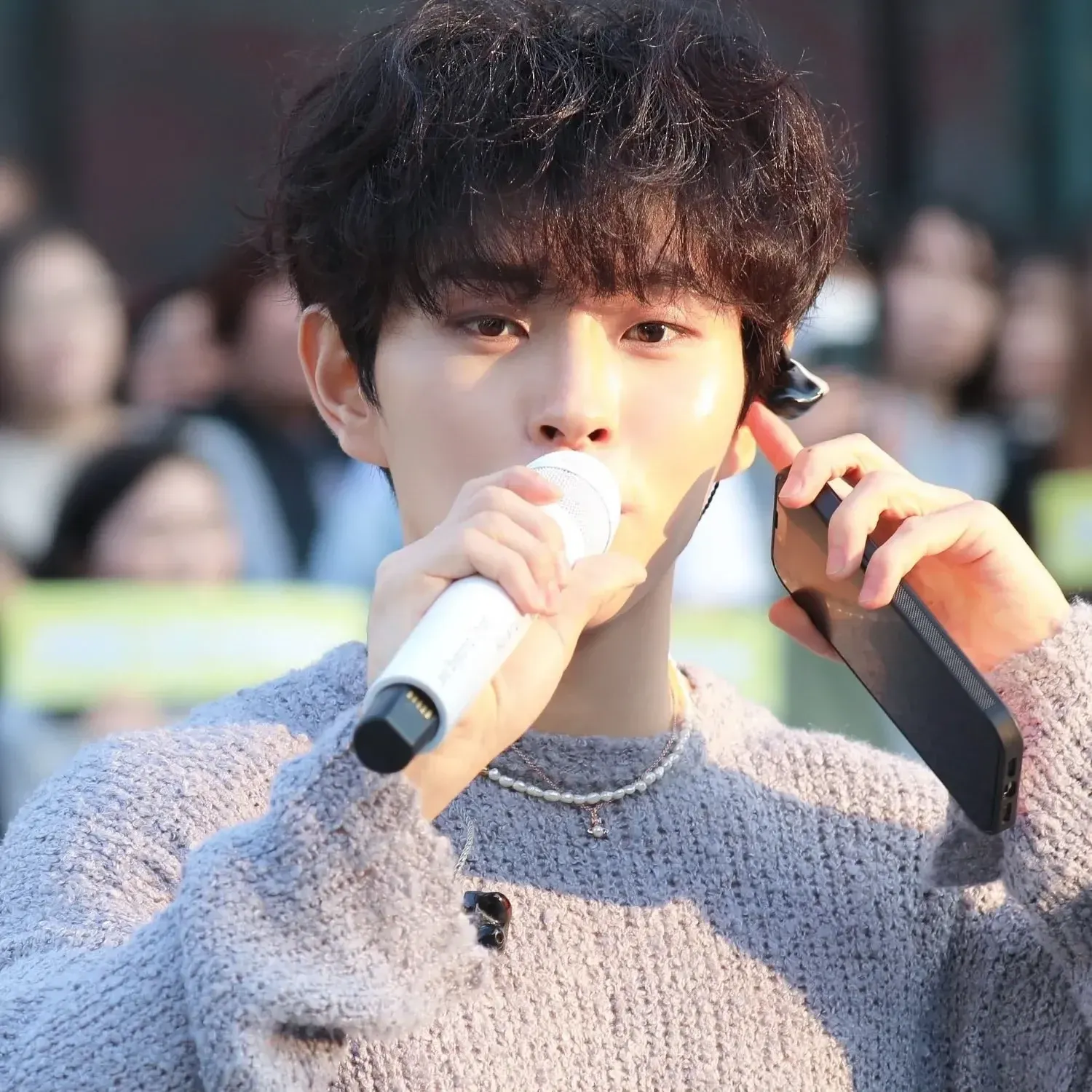 Recent activity shot of Lee Byeongchan