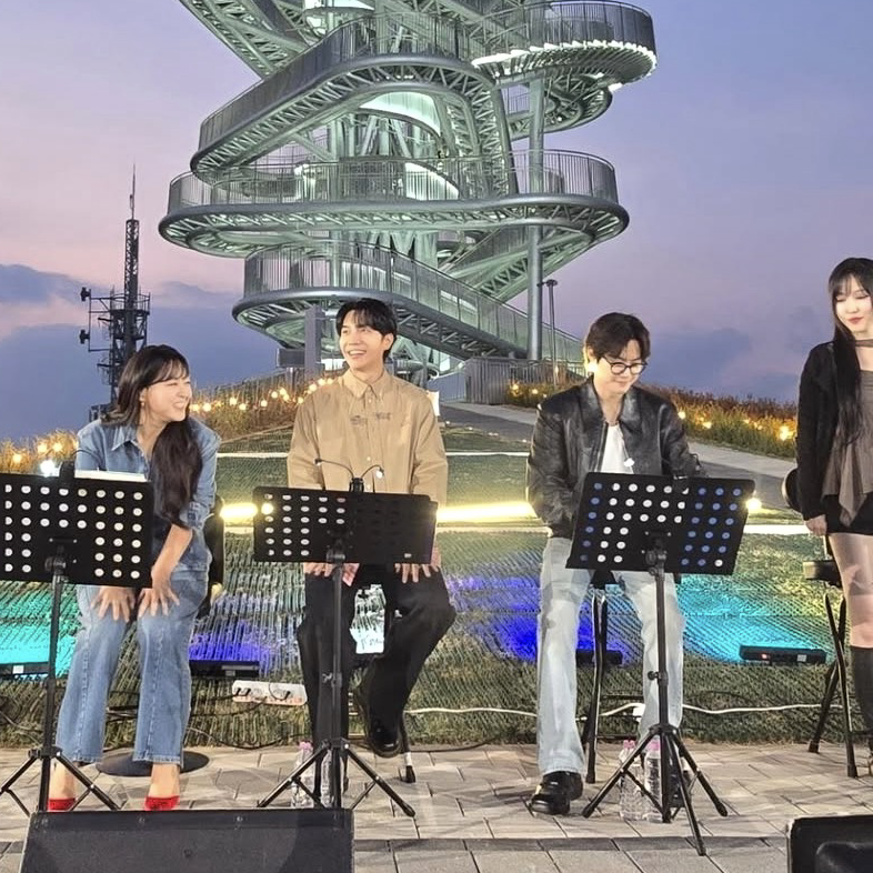 Foto terbaru dari Lee Seunggi