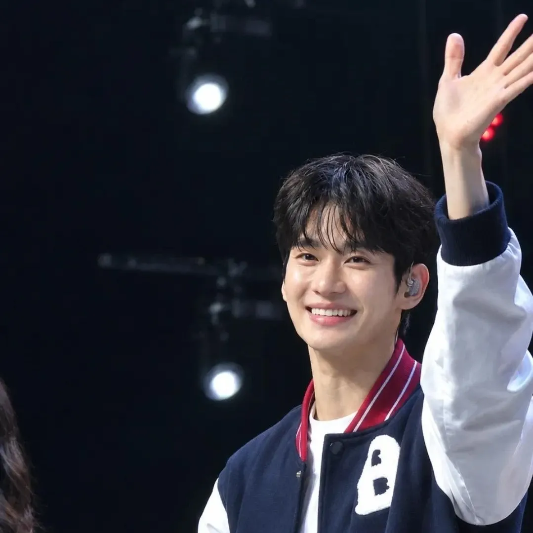 Behind-the-scenes cut of Kim Soohyun