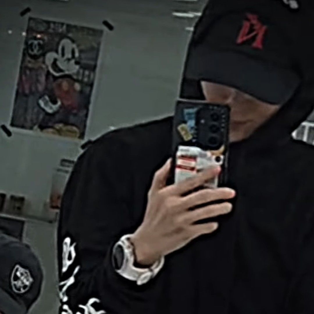 Recent activity shot of Lee Joongi