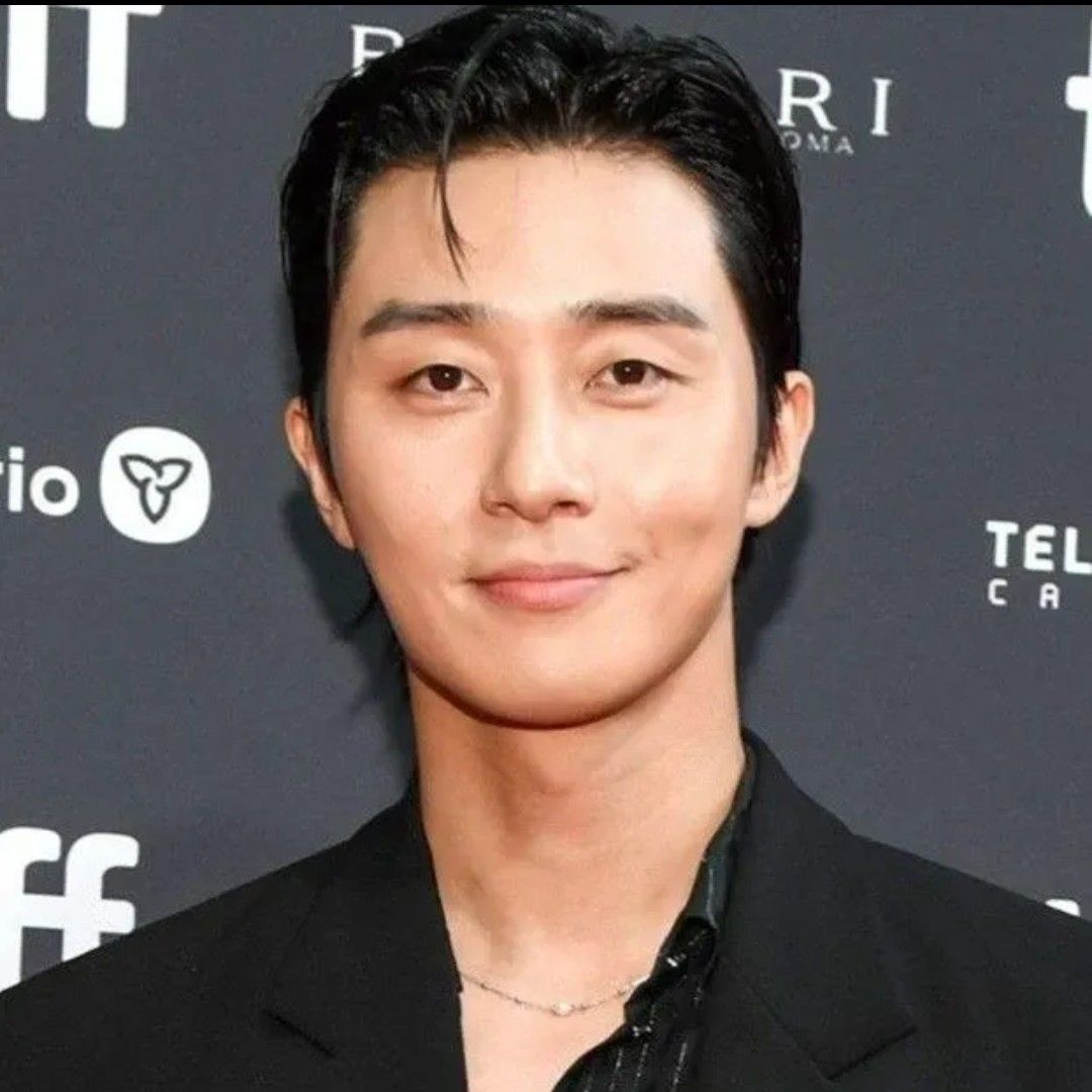 Recent activity shot of Park Seojoon