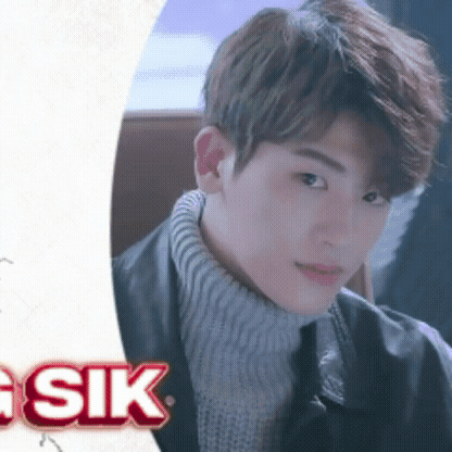 A moment captured by a fan of Park Hyungsik
