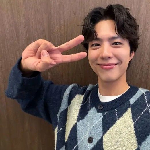 Latest photo of Park Bogum
