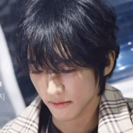 Recent activity shot of Lee Seungyoon