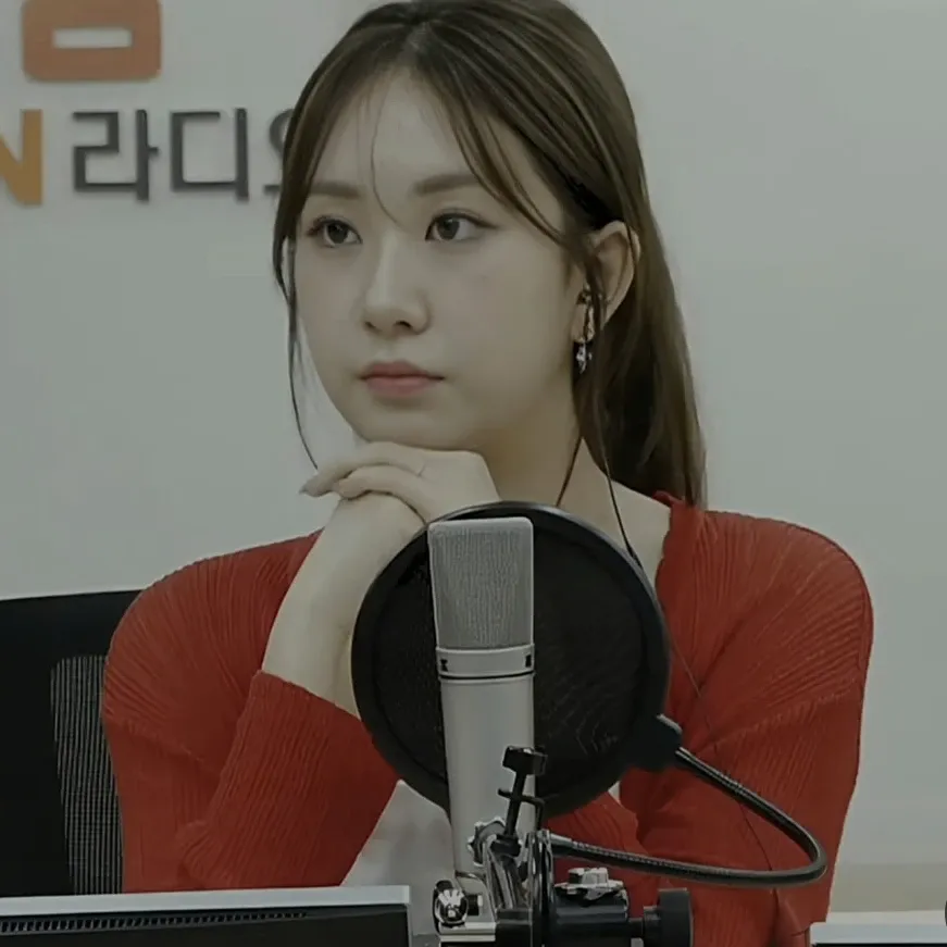 Foto kegiatan terbaru dari Jeon Yujin