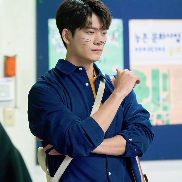 A moment captured by a fan of Kang Taeoh