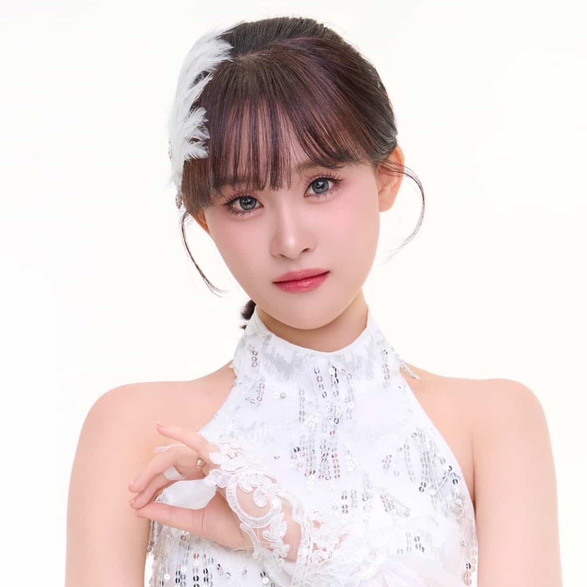 김다현의 최신 사진