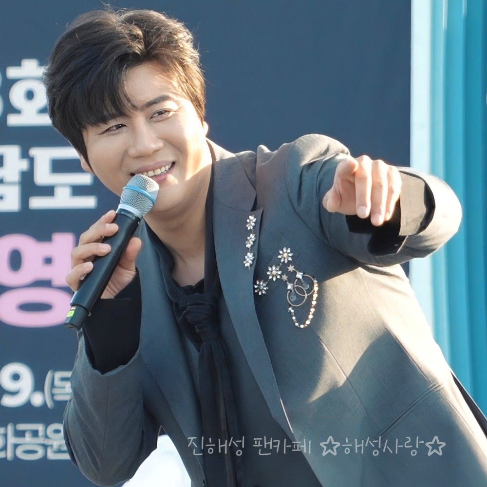 粉丝拍下的晋海成瞬间