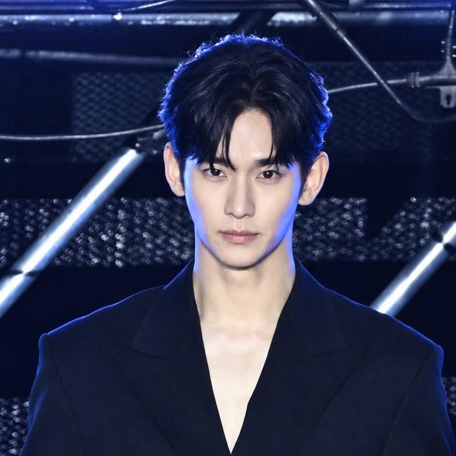 Behind-the-scenes cut of Kim Soohyun