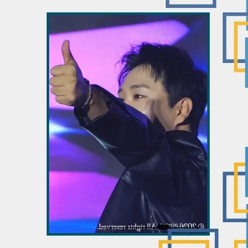 A moment captured by a fan of Song Minjun
