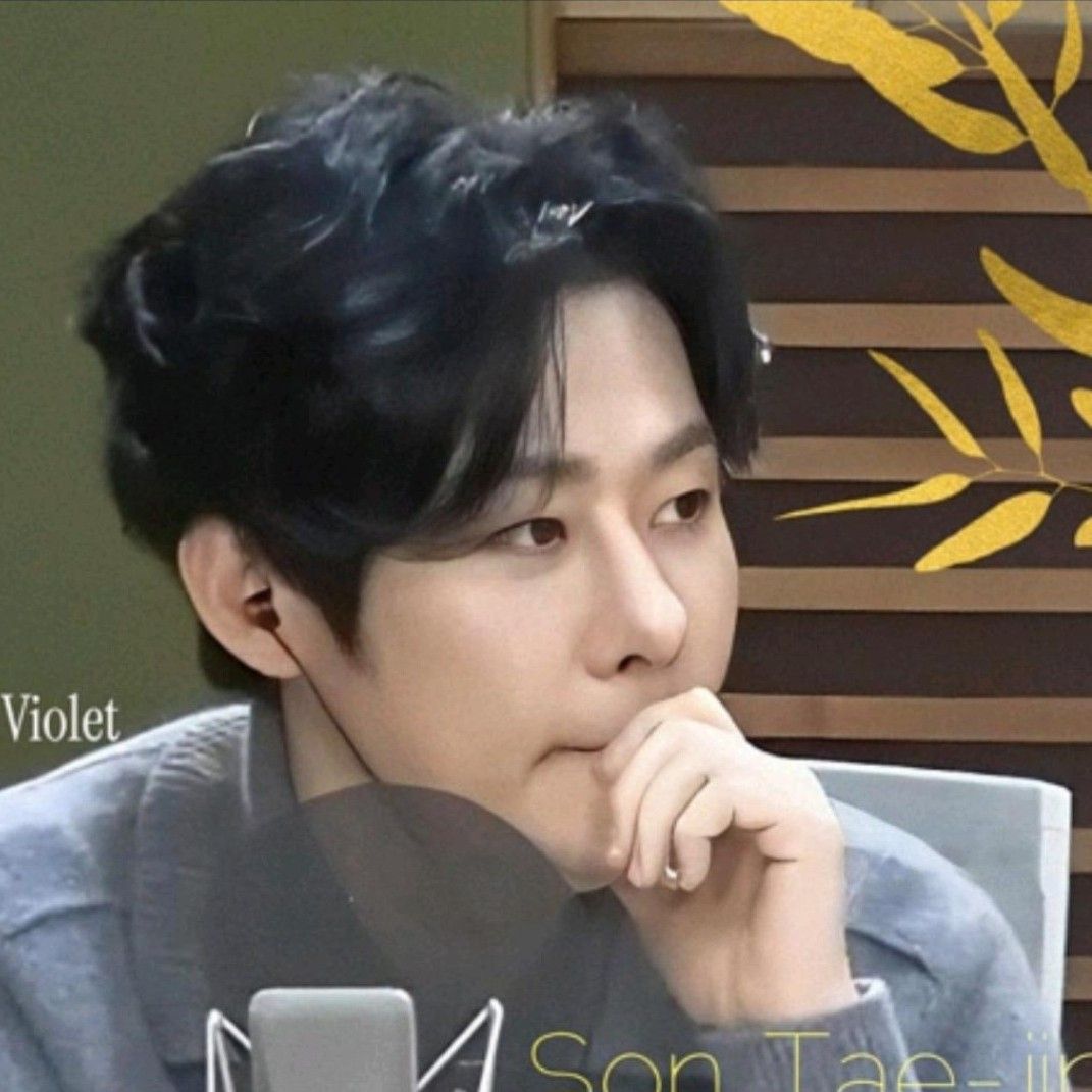 A moment captured by a fan of Kang Moonkyung