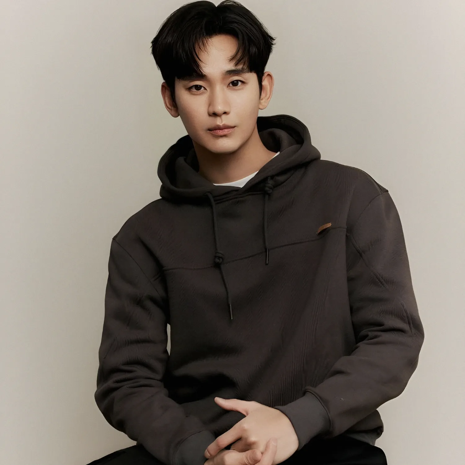 Behind-the-scenes cut of Kim Soohyun