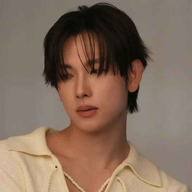 Behind-the-scenes cut of Yim Siwan