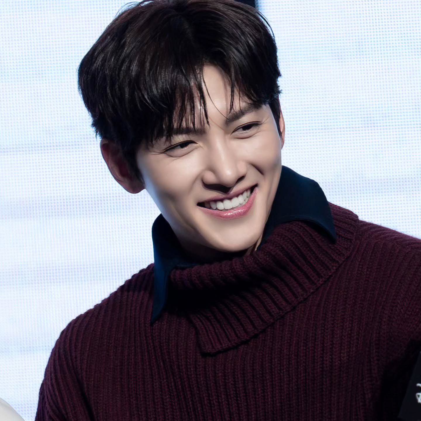 지창욱 최근 활동샷