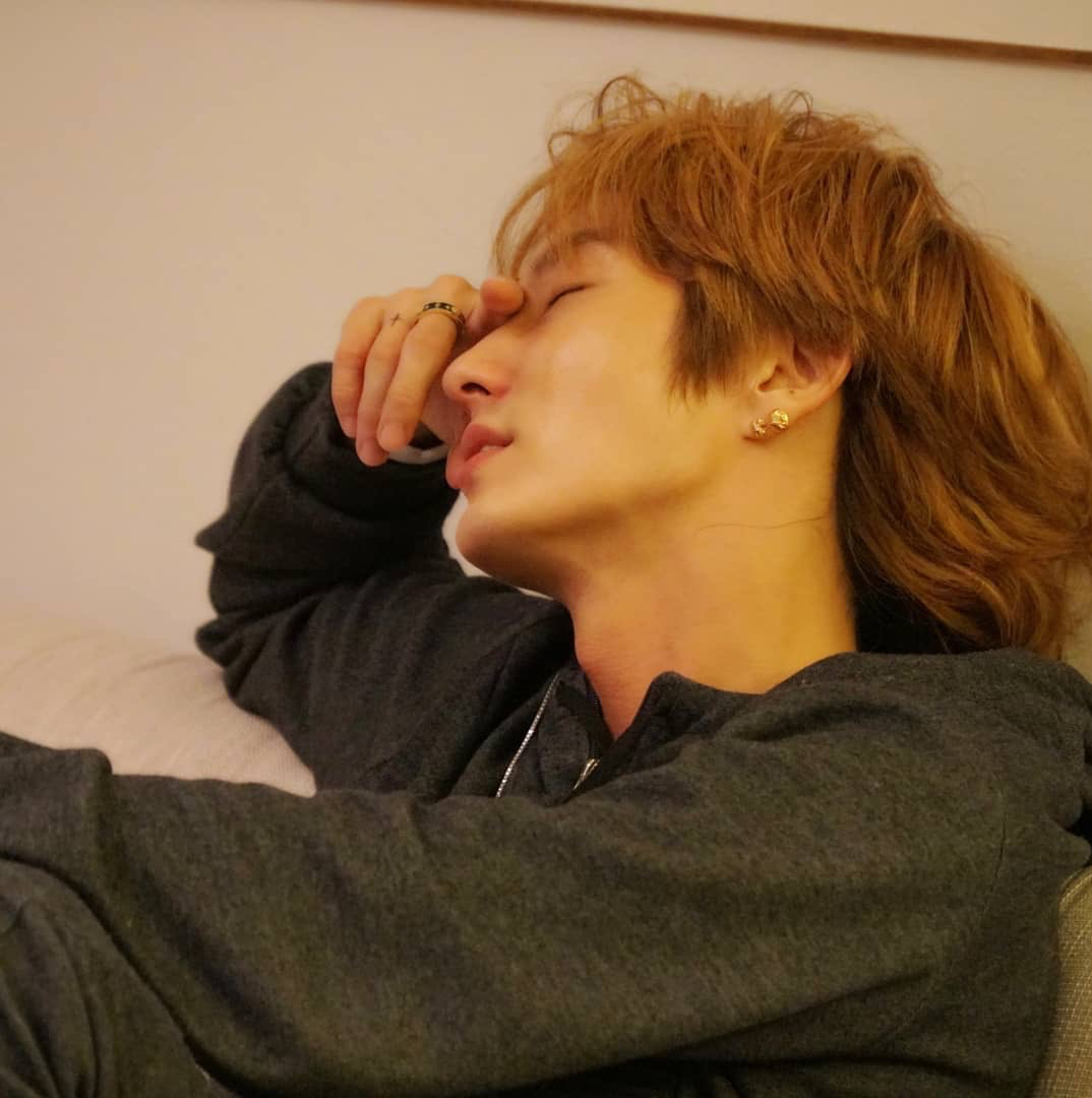 A moment captured by a fan of Lee Joongi