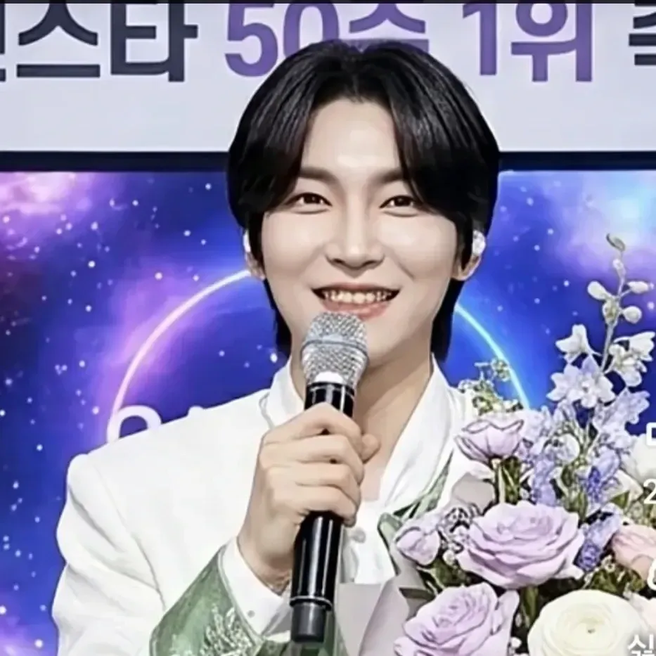 Latest photo of Kim Yongbin