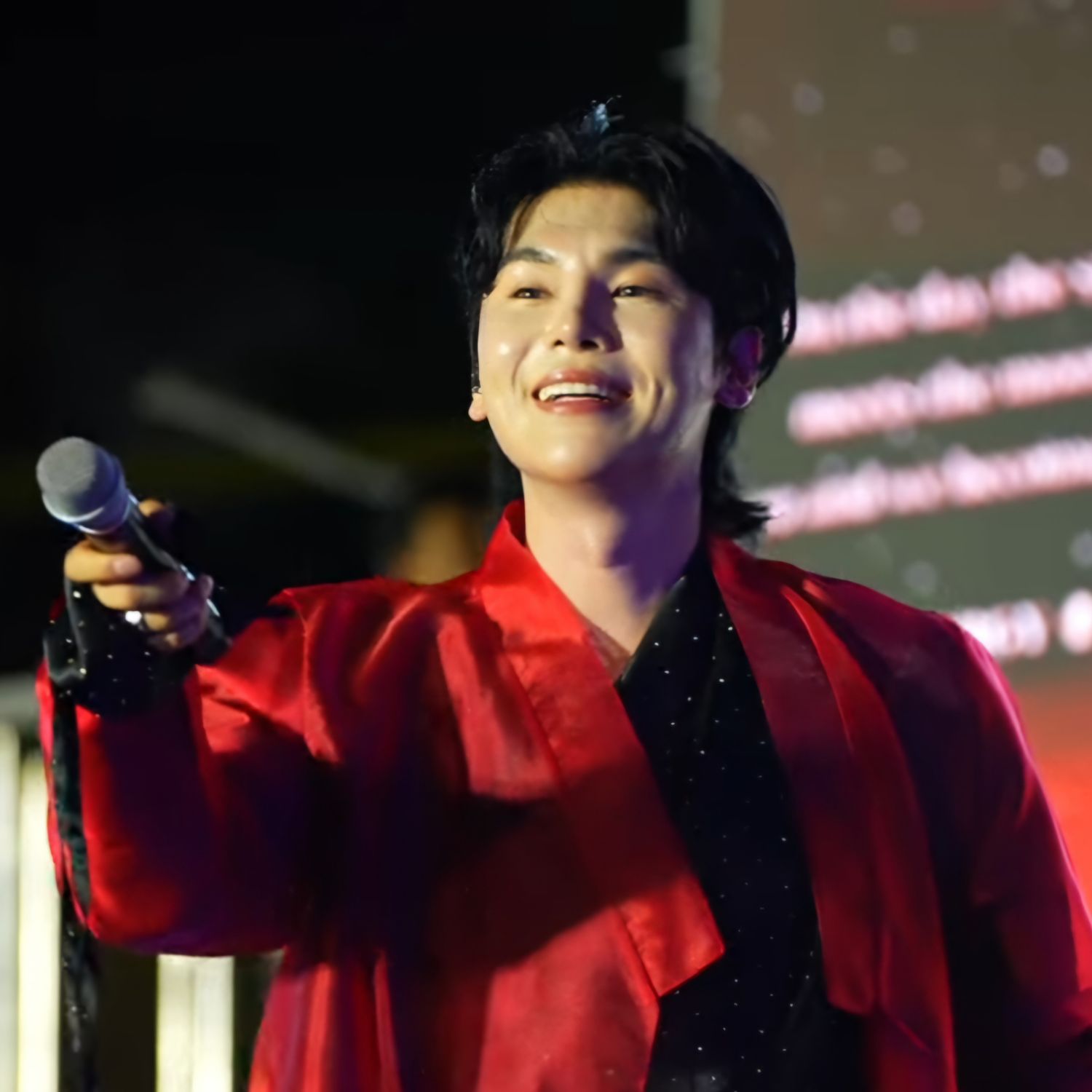 A moment captured by a fan of Kim Junsu (1991)