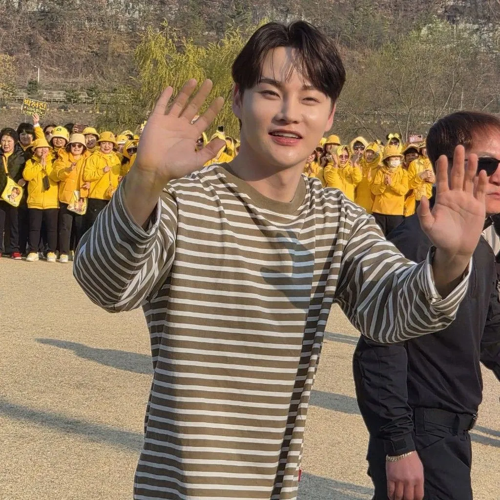 Behind-the-scenes cut of Park Seojin