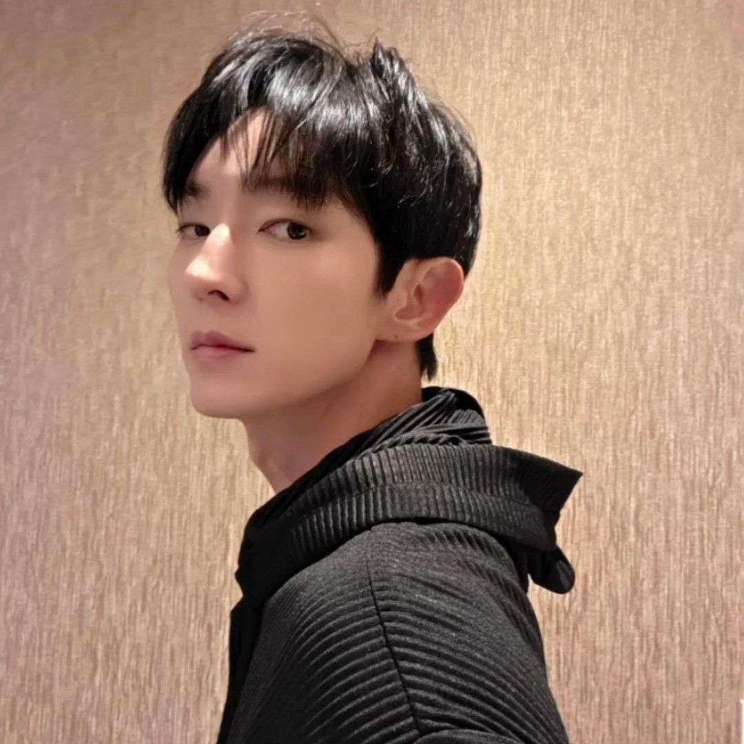 Recent activity shot of Lee Joongi