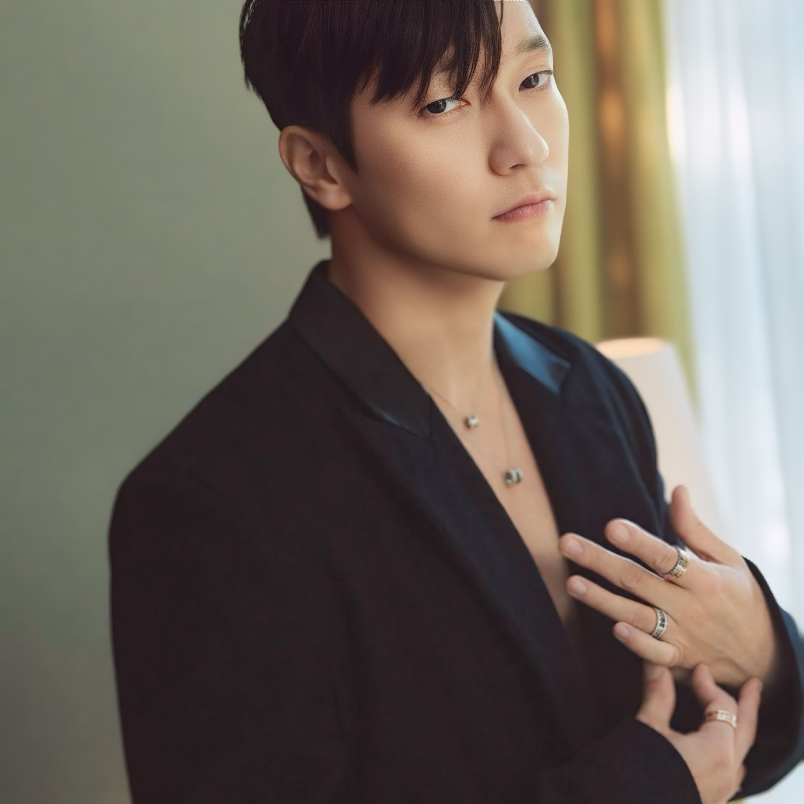 Behind-the-scenes cut of Son Seokkoo