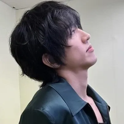 Foto kegiatan terbaru dari Lee Seungyoon